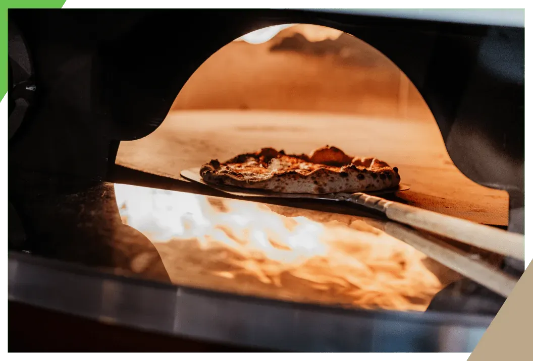 Pizza v peci na dřevo